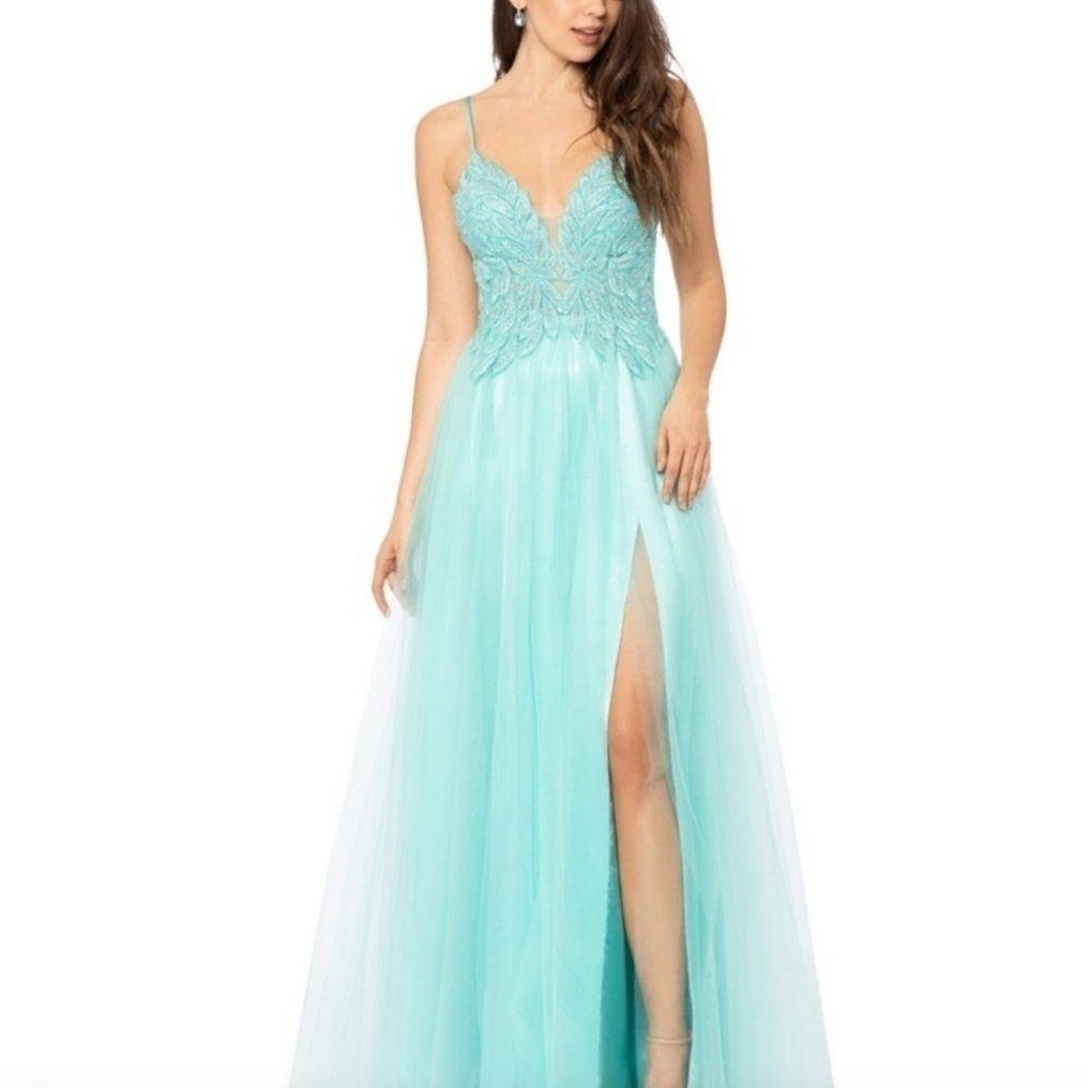 Blondie Nites Juniors Mesh Embroidered Gown Size 3